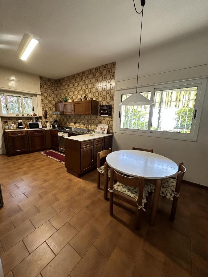 Vila Le Rose Di Emma Bordighera Exteriér fotografie